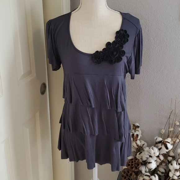 Short sleeve top - Picture 1 of 4